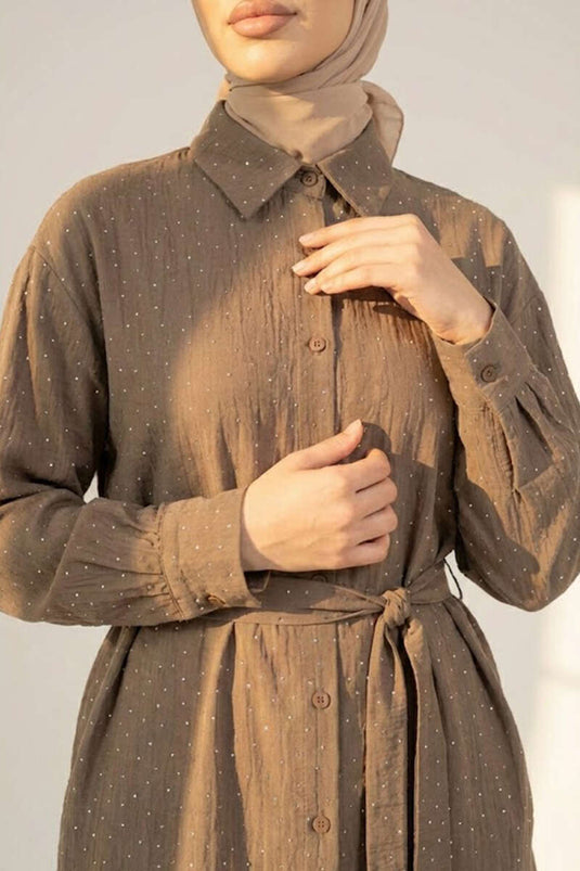 Mini Taş Detaylı Kuşaklı Gömlek Vizon