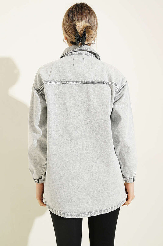 Veste en jean grise avec poche sac à mini pierres