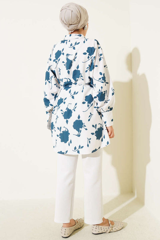 قميص بحزام بنقشة أوراق صغيرة، لون بترولي