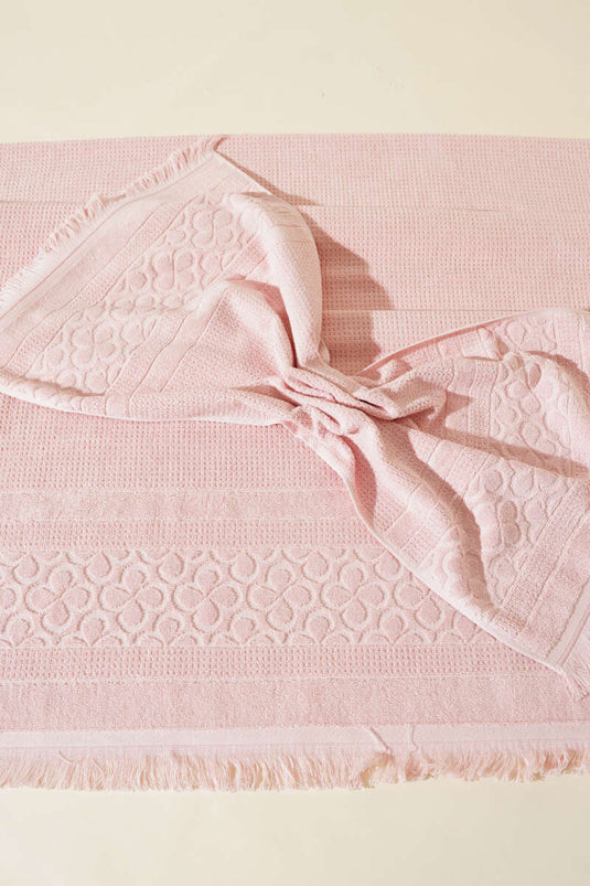 مجموعة من مناشف الحمام المصرية من قطعتين بطبعة فم الجرو