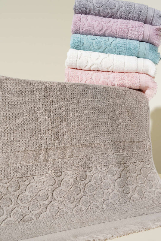 منشفة وجه مصرية من المنك