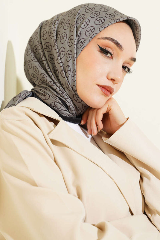 Foulard doux à motif MK Nefti