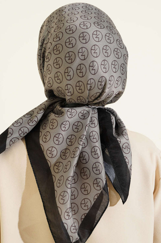 Foulard doux à motif MK Nefti