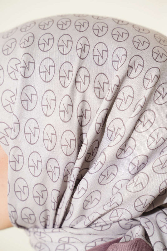 وشاح ناعم بنمط MK، لون حجري