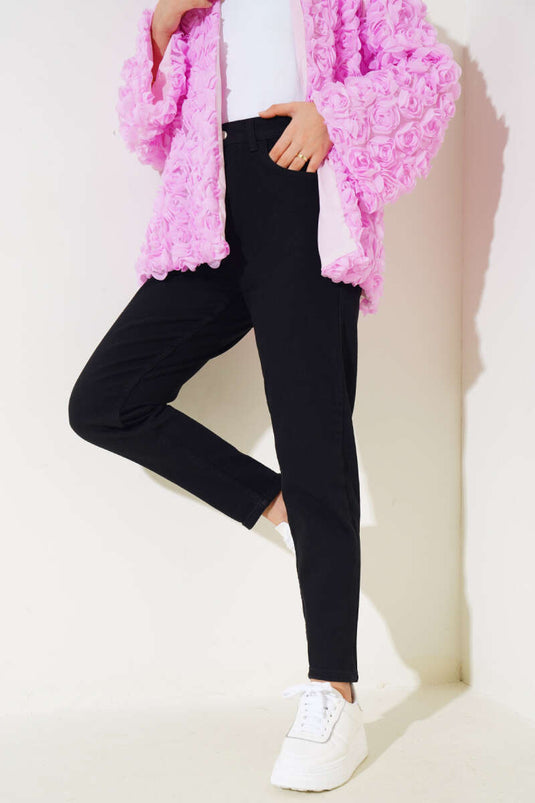 Mom Friend بنطال جينز مستقيم باللون الأسود