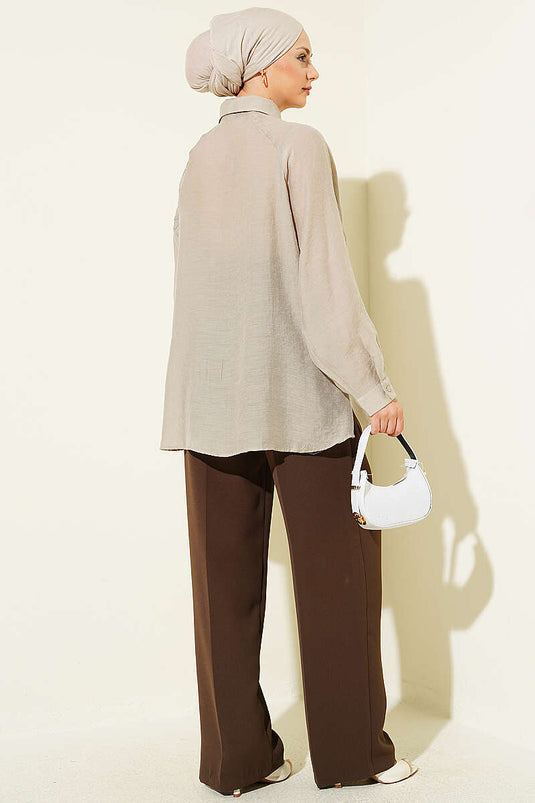 Chemise détaillée avec broderie pierre