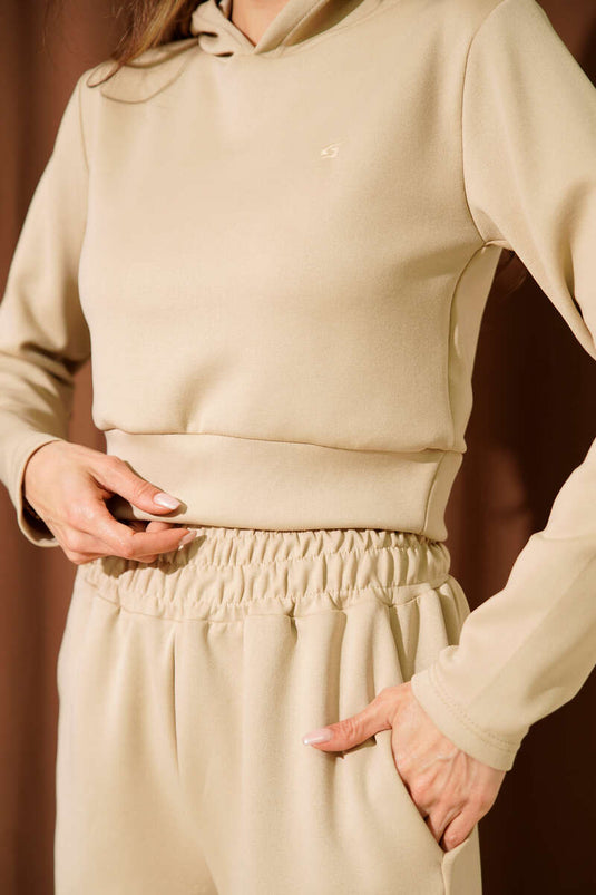 Conjunto de dos piezas con capucha bordada, beige