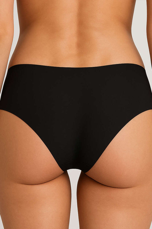 سراويل داخلية سوداء بدون خياطة بتقنية القطع بالليزر من إن بي بي