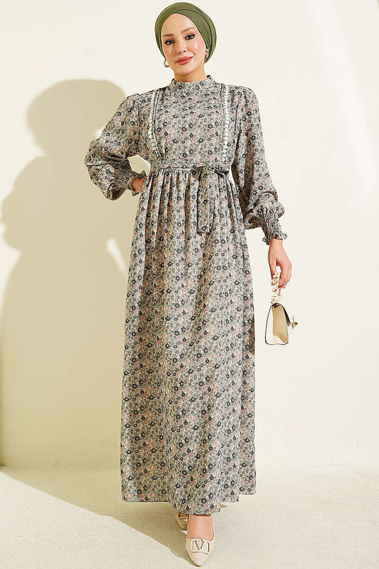 Smaragdgrünes Musterkleid Mit Spitze