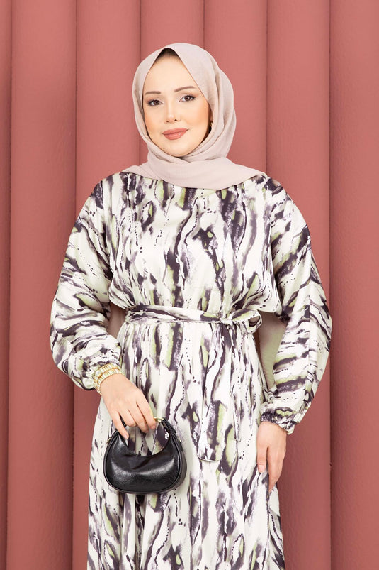 فستان نيفا بيلي مزين بطيات وحزام أسود