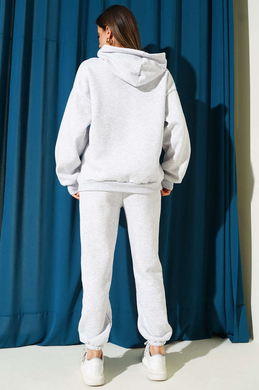 طقم سويت شيرت مطبوع عليه شعار مدينة نيويورك، مكون من قطعتين، لون رمادي فاتح