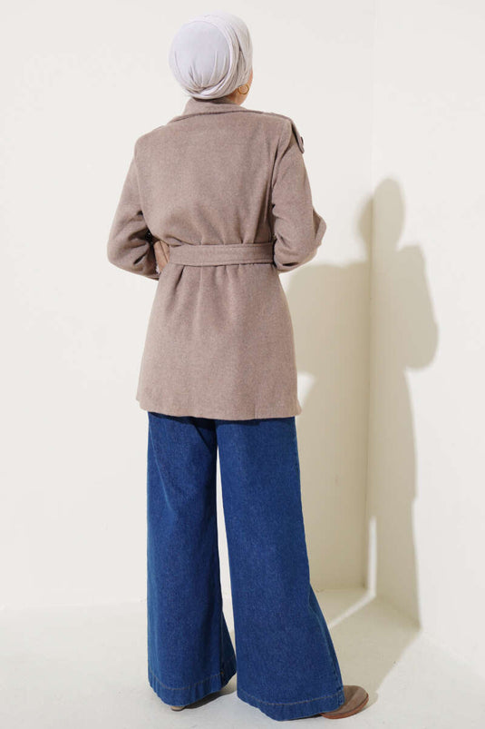 Kurzer Kaschmirmantel mit Schulterklappen, Milchkaffee