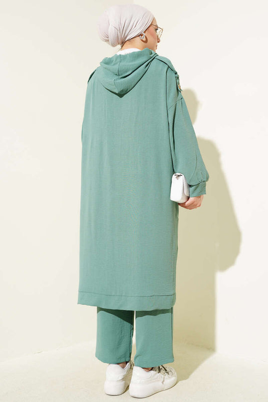 Ayrobin Zweiteiliger Anzug mit Schulterklappen und langer Strickjacke, Altersgrün