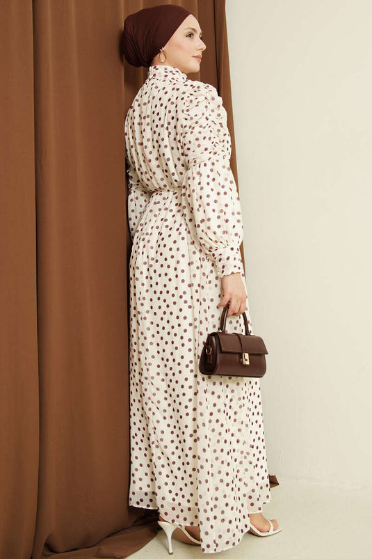 فستان شيفون منقط بخصر مكشكش لون بيج بني