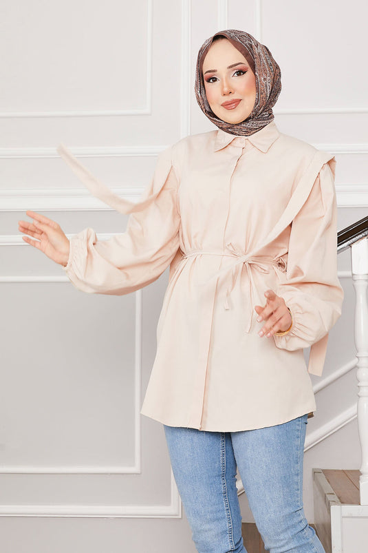 Chemise hijab beige à boutons cachés et détails sur les épaules