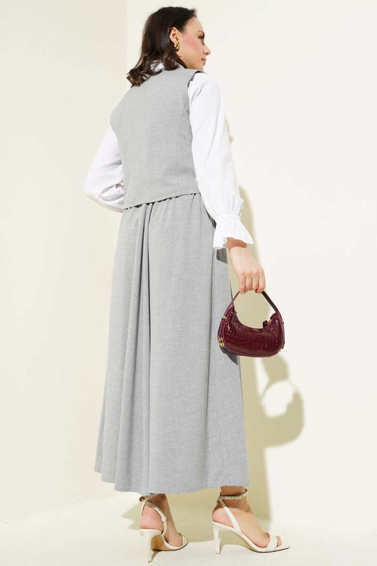 بدلة تنورة صدرية بأزرار متقاطعة على الكتف باللون الرمادي