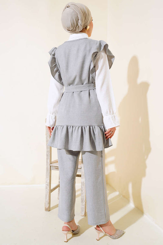 بدلة كتان ثلاثية الكتفين باللون الرمادي