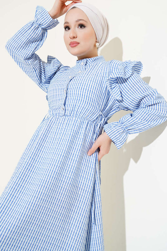 Gestreiftes Seersucker-Kleid mit Schulterrüschen, Indigoblau