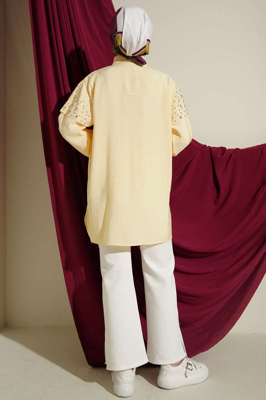 Schultercape mit Steinen verzierte Tensel-Bluse Gelb