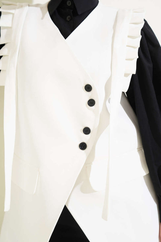 Weste mit Falten an den Schultern und Klapptaschen Ecru