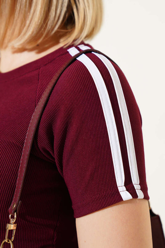 Rayé à épaules courtes rouge bordeaux