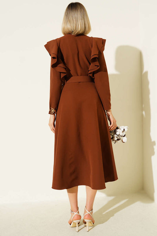 Omuz Volanlı Kemerli Elbise Kahve
