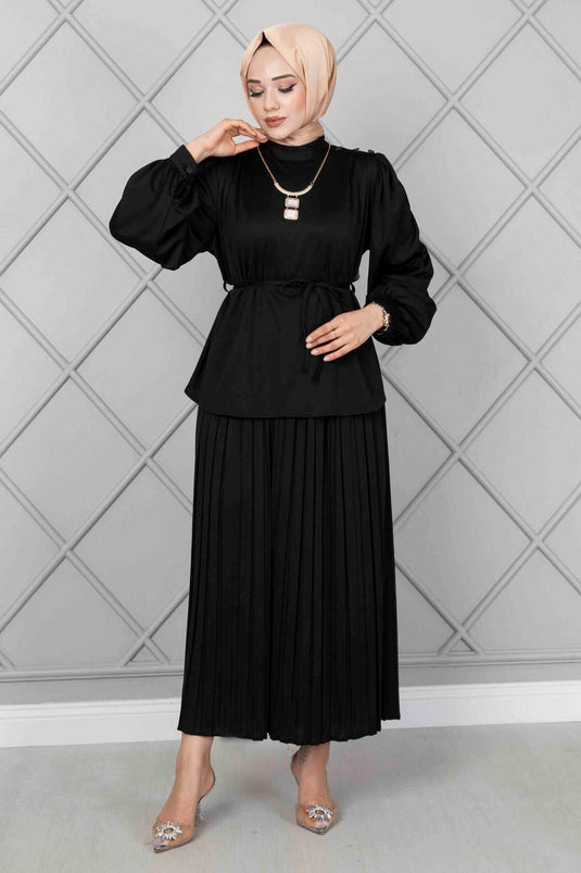 Costume deux pièces hijab détaillé avec boutons sur les épaules noir