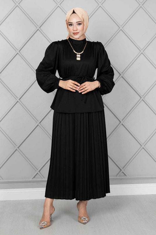 Costume deux pièces hijab détaillé avec boutons sur les épaules noir