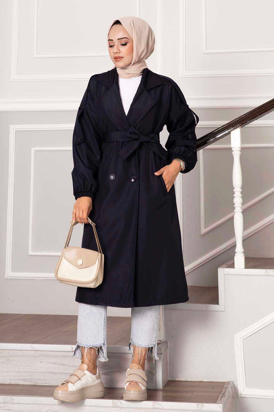 خندق بأزرار مع كتاف على الكتف باللون الأزرق الداكن