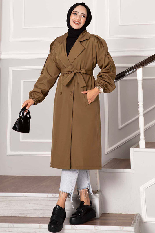 Buttoned Trench Coat with Shoulder Epaulettes in Tan