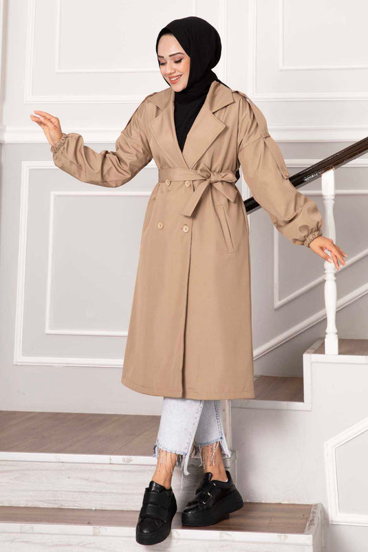 خندق المنك بأزرار مع كتاف على الكتف