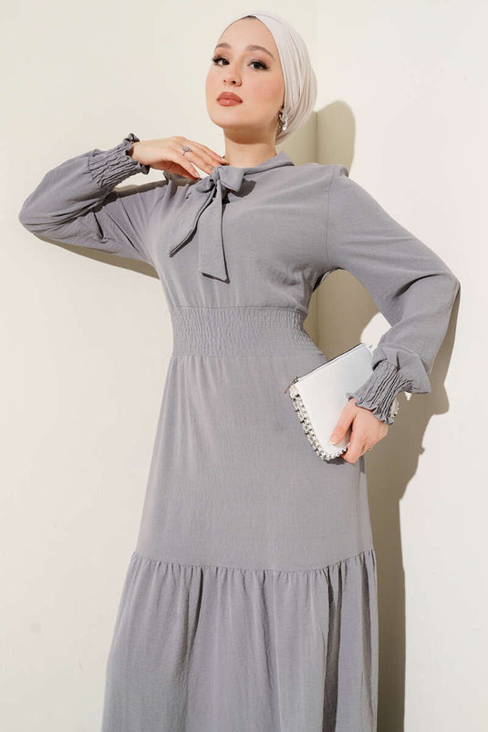 Elastisches Kleid mit Bindedetail vorne, Grau