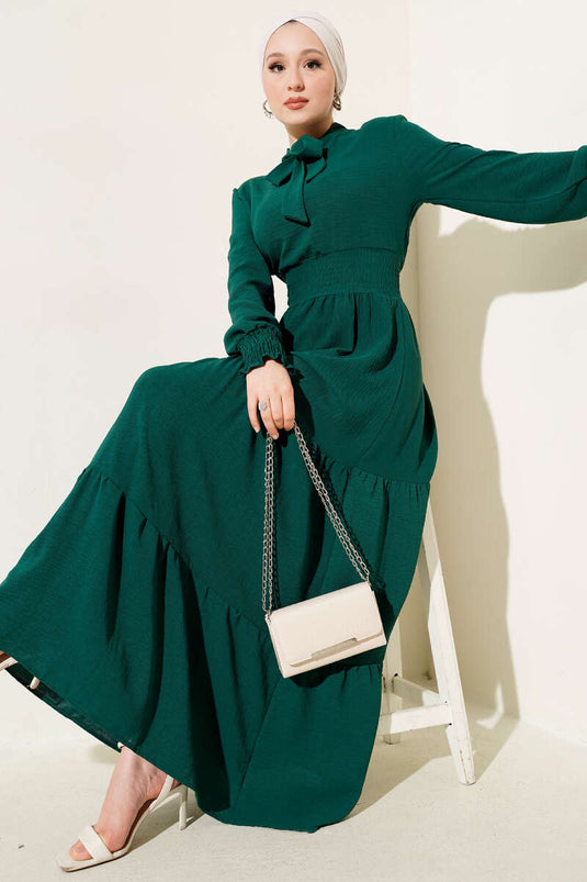 Robe élastique avec détail noué sur le devant, couleur émeraude