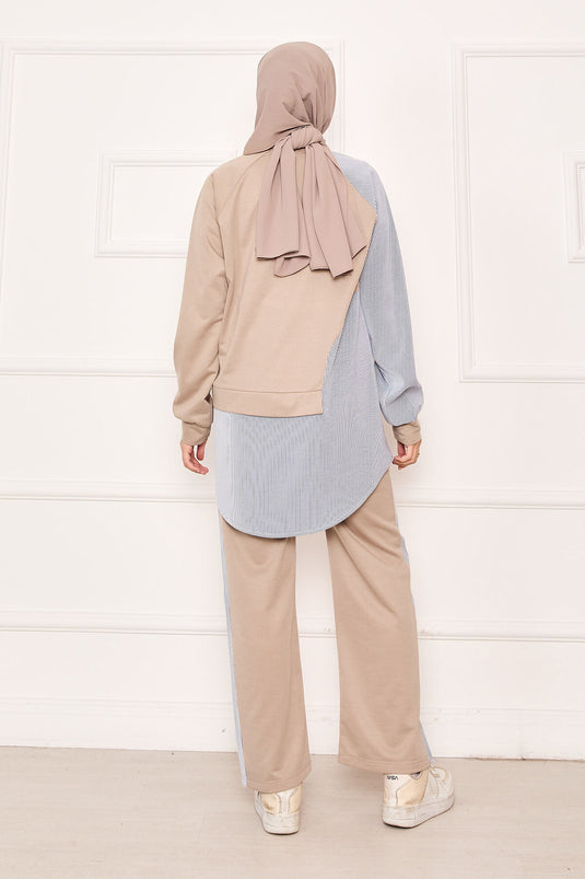 بدلة من قطعتين مع زخارف خطية غير متماثلة على الجهة الأمامية، لون بيج