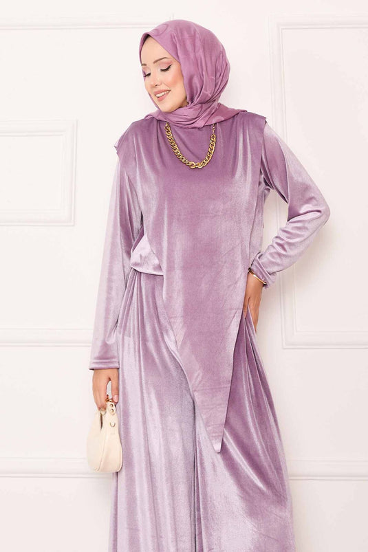 بدلة مخملية بتفاصيل أمامية غير متماثلة، أرجواني