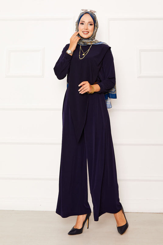 Costume deux pièces Sandy bleu marine avec détail asymétrique sur le devant