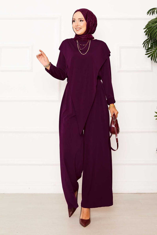 بدلة ساندي من قطعتين باللون الأرجواني مع تفاصيل أمامية غير متماثلة