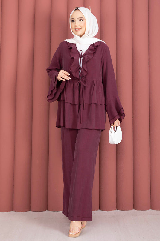 Conjunto de dos piezas kimono burdeos con detalle de cordón en el frente y mangas con volantes