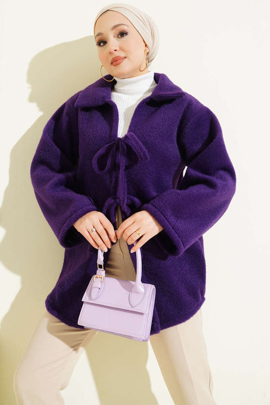 سترة من اللباد ذات أربطة أمامية باللون البنفسجي