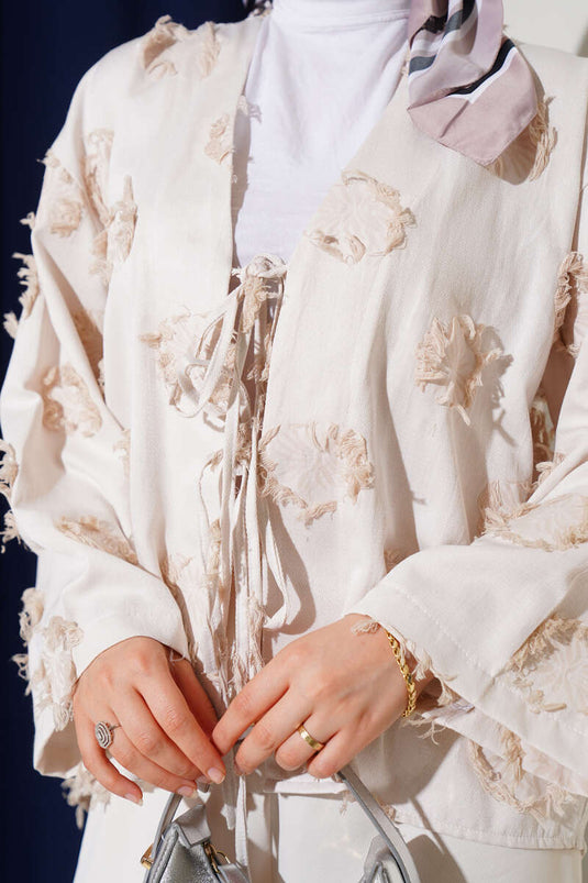 Önü Bağcıklı Püskül Detaylı Kimono Bej