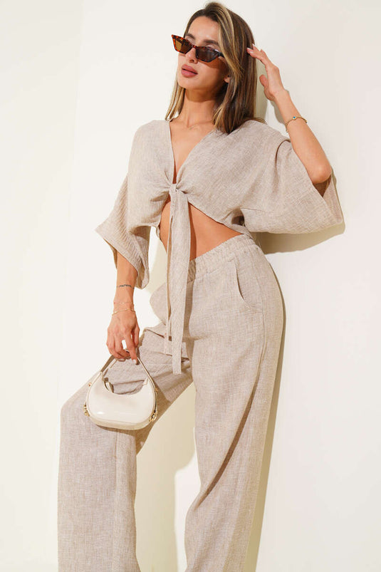 Zweiteiliges Set mit Bindeband vorne, Beige