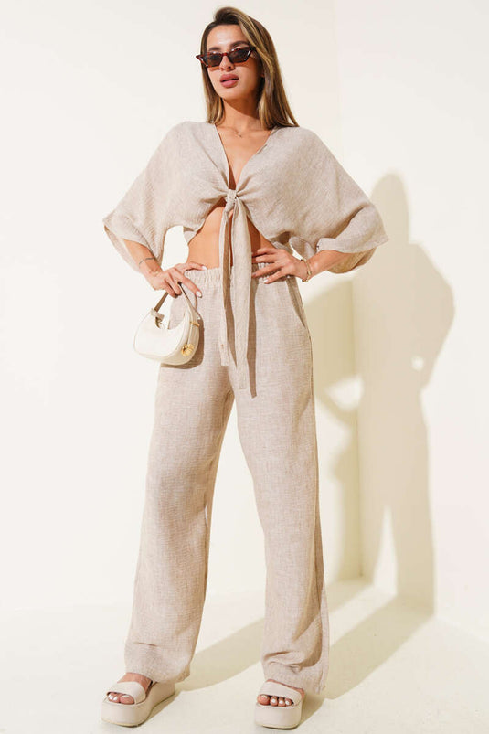 Zweiteiliges Set mit Bindeband vorne, Beige