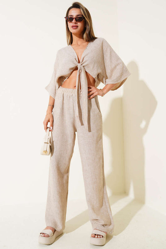 Zweiteiliges Set mit Bindeband vorne, Beige