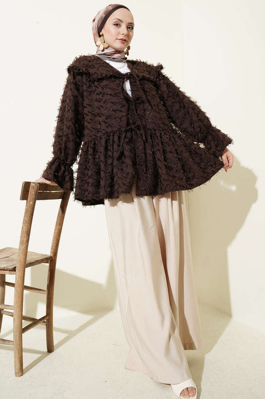 Kimono con nappine e chiusura frontale, colore caffè