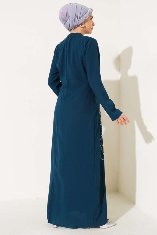 Robe grande taille ornée de pierres sur le devant, couleur pétrole