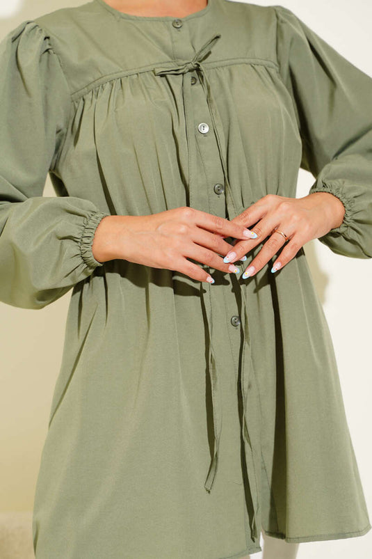 قميص كاكي مطوي برباط أمامي