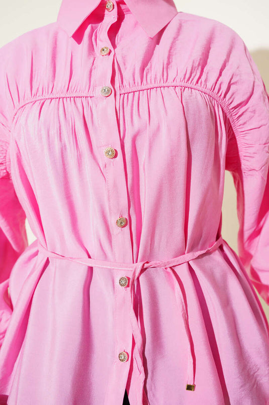 Roze shirt met trekkoord en kant aan de voorkant