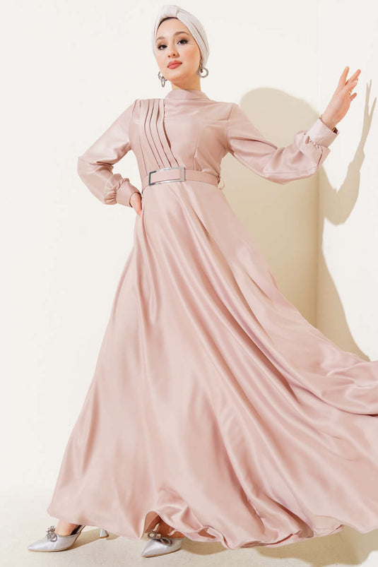 Robe en satin plissée croisée beige