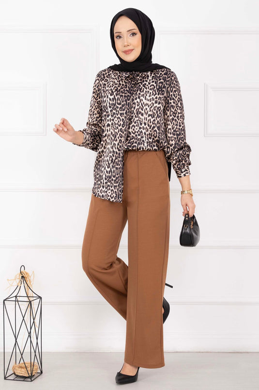 Front Pleated Pocket Detailed Trousers in Chestnut