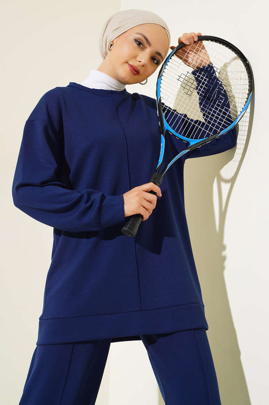 Ensemble deux pièces tunique plissée devant Parlement